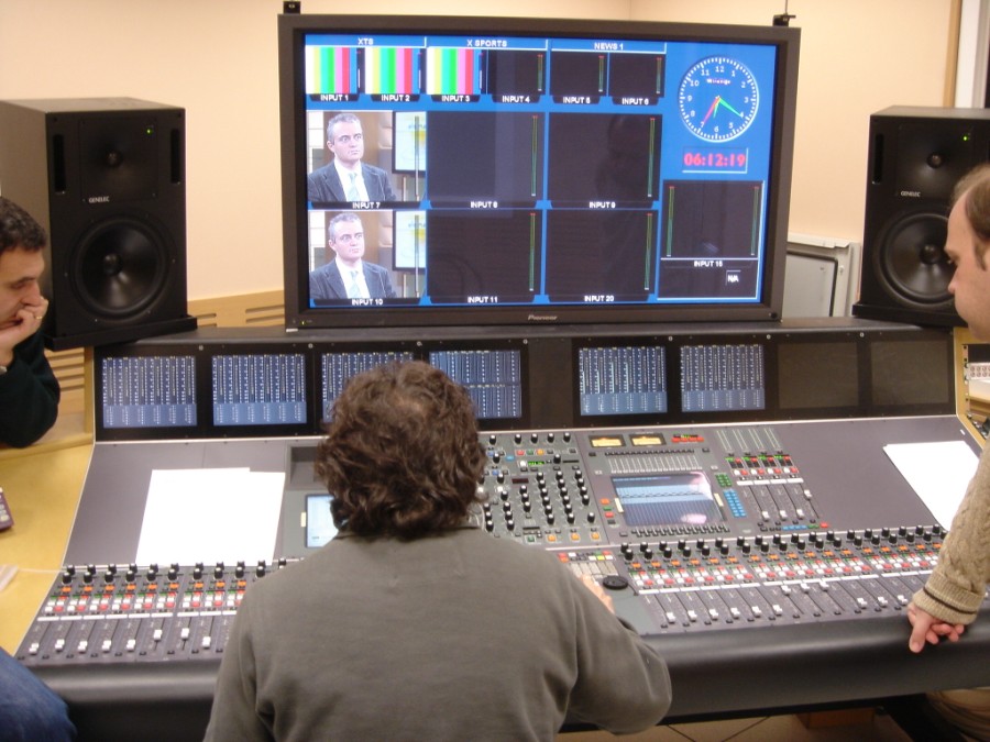AMS Neve LIBRA LIVE consola digital, para programas en directos.  TV3 han adquirido 5 consolas digitales AMS Neve Libra Live.